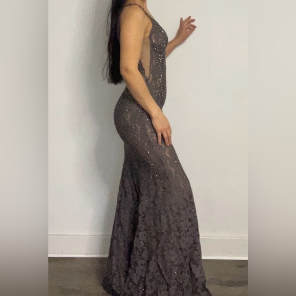 BEADED LACE FITTED SLEEVELESS GOWN BY JOVANI 48994 - Picture 10 of 16